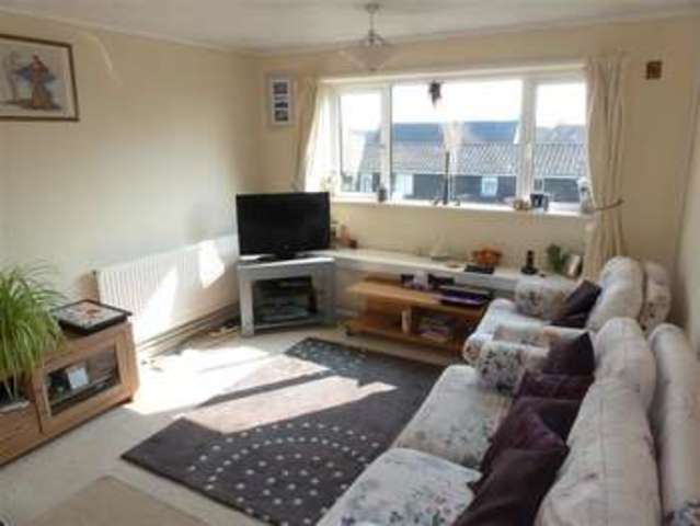  Image of 2 bedroom Flat for sale in Bittern Close Gosport PO12 at Gosport Hampshire Gosport, PO12 4JZ