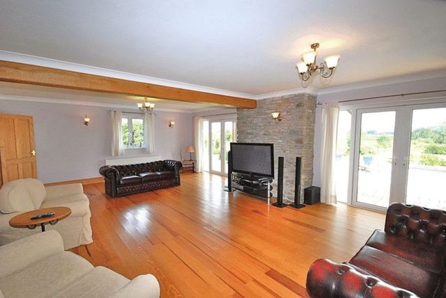  Image of 6 bedroom Property for sale in Bleadney Bleadney Wells BA5 at Bleadney Wells, BA5 1PF