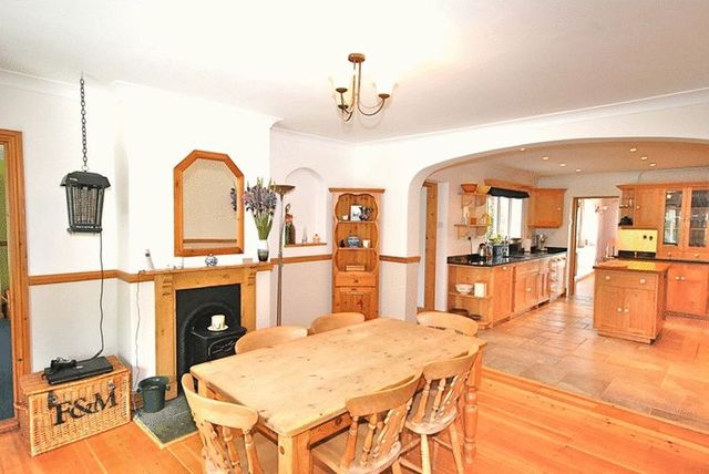  Image of 6 bedroom Property for sale in Bleadney Bleadney Wells BA5 at Bleadney Wells, BA5 1PF