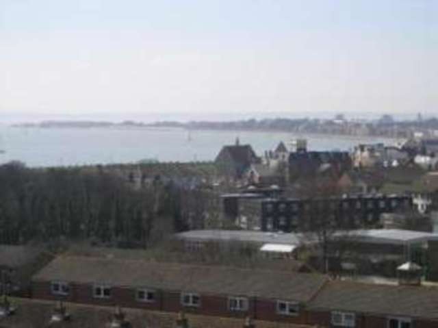  Image of 2 bedroom Flat for sale in Blount Road Portsmouth PO1 at Blount Road Portsmouth Portsea, PO1 2TW