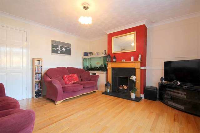  Image of 2 bedroom Detached house for sale in Boxted Road Hemel Hempstead HP1 at Boxted Road Warners End Hemel Hempstead, HP1 2QL