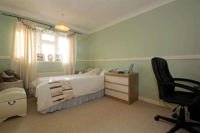  Image of 2 bedroom Detached house for sale in Boxted Road Hemel Hempstead HP1 at Boxted Road Warners End Hemel Hempstead, HP1 2QL