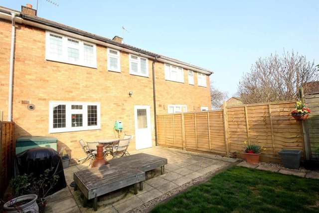 Image of 2 bedroom Detached house for sale in Boxted Road Hemel Hempstead HP1 at Boxted Road Warners End Hemel Hempstead, HP1 2QL