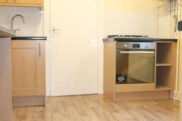  Image of 1 bedroom Ground Flat to rent in Brighton Road South Croydon CR2 at South Croydon, CR2 6AJ