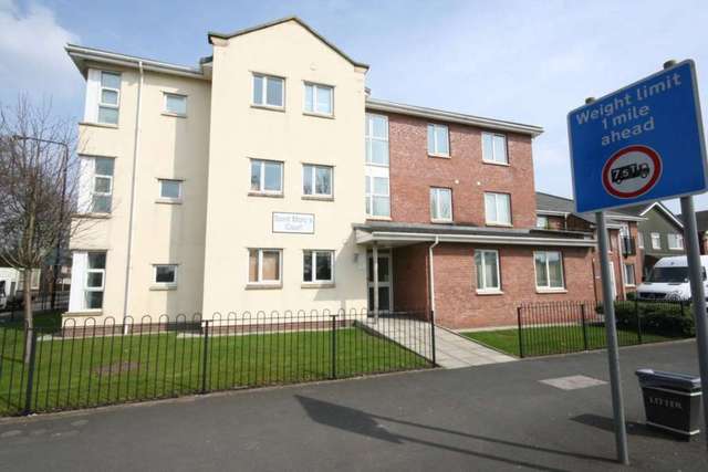  Image of 2 bedroom Apartment to rent in New William Close Partington Manchester M31 at New William Close Partington Manchester, M31 4NZ