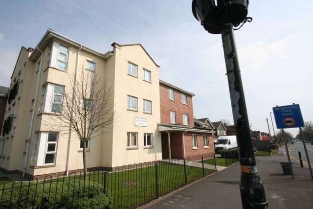  Image of 2 bedroom Apartment to rent in New William Close Partington Manchester M31 at New William Close Partington Manchester, M31 4NZ