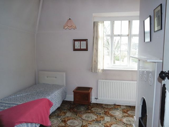  Image of 4 bedroom Detached house for sale in Bromley Hough Penkhull Stoke-on-Trent ST4 at Bromley Hough Penkhull Stoke-On-Trent, ST4 5HW