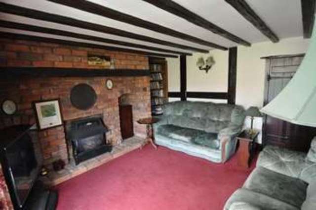  Image of 4 bedroom Cottage for sale in Bromsgrove Road Studley B80 at Bromsgrove Road  Studley, B80 7PF