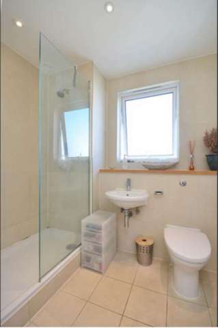  Image of 3 bedroom Apartment for sale in Bromyard Avenue London W3 at Bromyard Avenue Acton London, W3 7BS