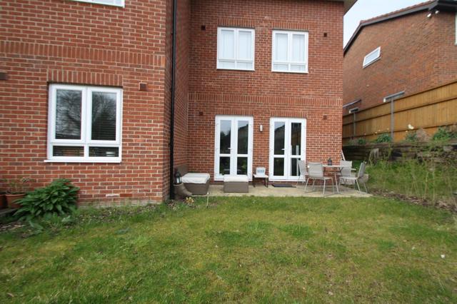  Image of 2 bedroom Property for sale in Brunswick Park Road London N11 at Brunswick Park Road London London, N11 1JJ