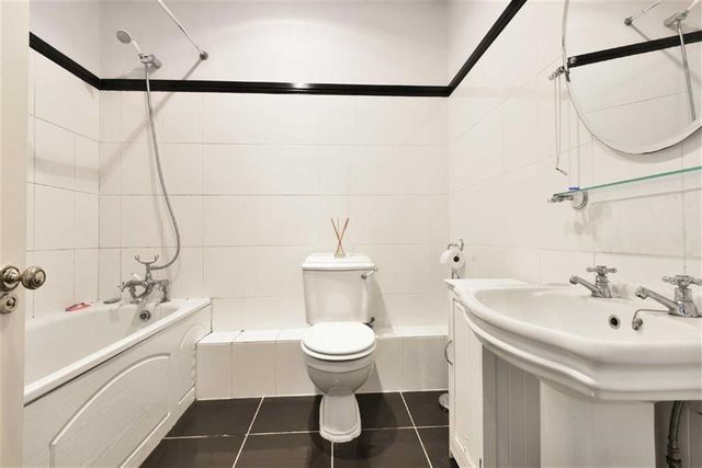  Image of 2 bedroom Property for sale in Brunswick Terrace Hove BN3 at Brunswick Terrace Hove Hove, BN3 1HA