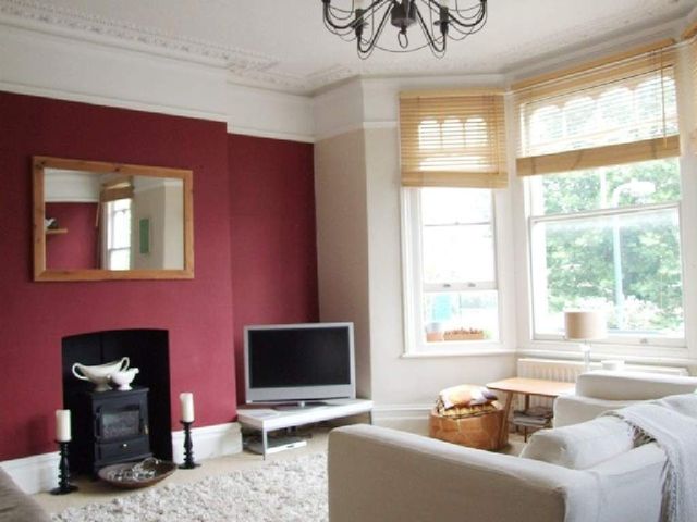  Image of 2 bedroom Property to rent in Buchanan Gardens London NW10 at Buchanan Gardens Kensal Rise Kensal Rise, NW10 5AA