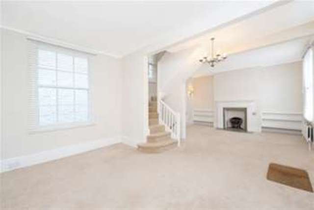  Image of 3 bedroom Property to rent in Burnsall Street London SW3 at London, SW3 3ST