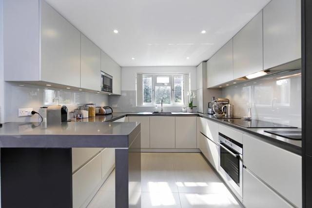  Image of 4 bedroom Terraced house for sale in Burnthwaite Road London SW6 at Burnthwaite Road  London, SW6 5BG