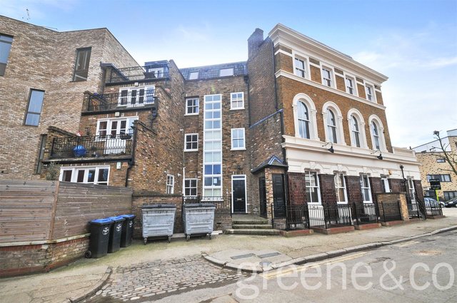  Image of 1 bedroom Flat to rent in Canterbury Road London NW6 at Kilburn London Kilburn Park, NW6 5SR