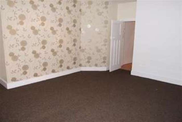  Image of 1 bedroom Flat to rent in Carlingford Drive Westcliff-on-Sea SS0 at Westcliff-on-Sea, SS0 0SB