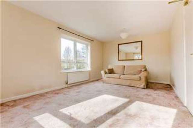  Image of 1 bedroom Apartment for sale in Carlton Way Cambridge CB4 at Carlton Way  Cambridge, CB4 2BX