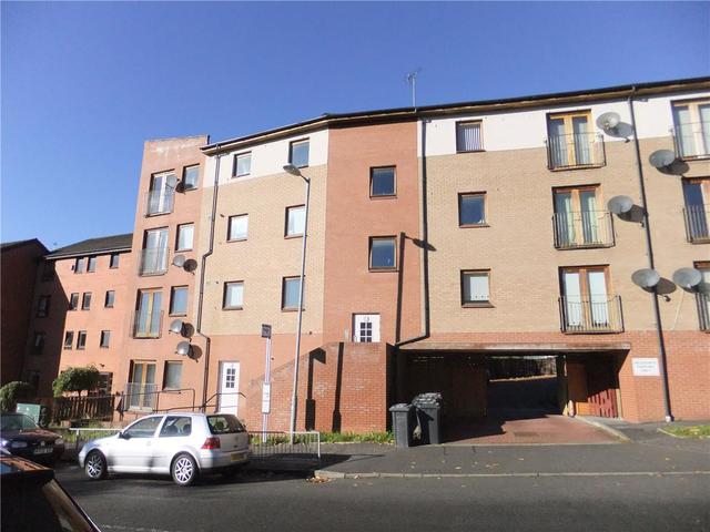  Image of 2 bedroom Flat to rent in Cathcart Road Rutherglen Glasgow G73 at Rutherglen Glasgow Glasgow, G73 2QZ