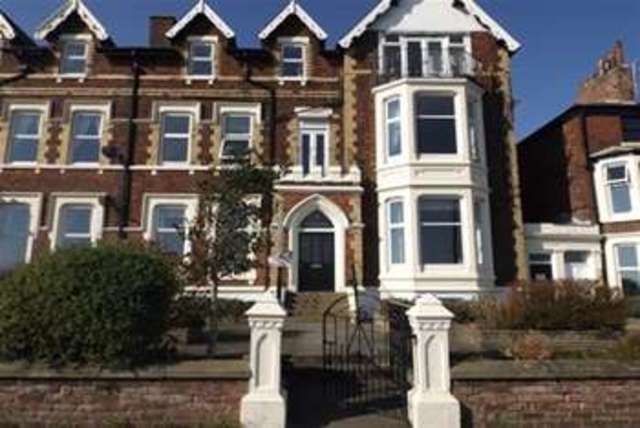  Image of 2 bedroom Maisonette to rent in Central Beach Lytham St. Annes FY8 at Lytham St. Annes, FY8 5LB