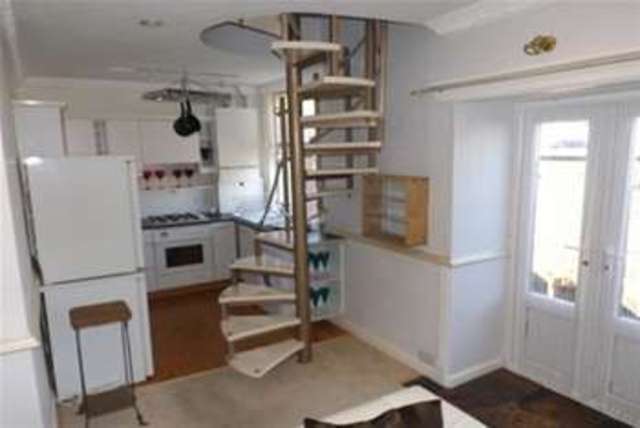  Image of 2 bedroom Maisonette to rent in Central Beach Lytham St. Annes FY8 at Lytham St. Annes, FY8 5LB