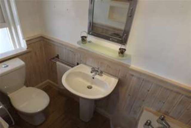  Image of 2 bedroom Maisonette to rent in Central Beach Lytham St. Annes FY8 at Lytham St. Annes, FY8 5LB