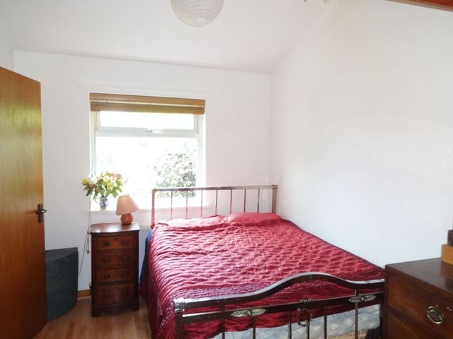  Image of 2 bedroom Bungalow for sale in Chaingate Court Glastonbury BA6 at Chaingate Court  Glastonbury, BA6 9ET
