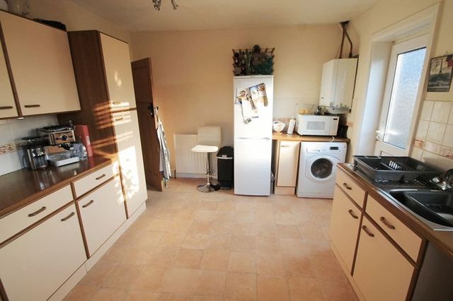  Image of 3 bedroom Detached house for sale in Chalvington Road Chandler