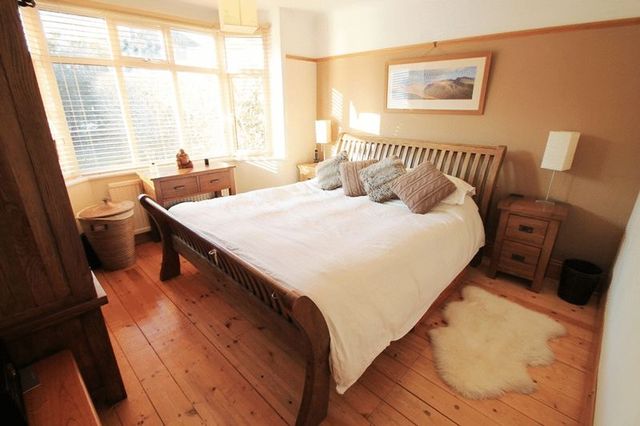  Image of 3 bedroom Detached house for sale in Chalvington Road Chandler