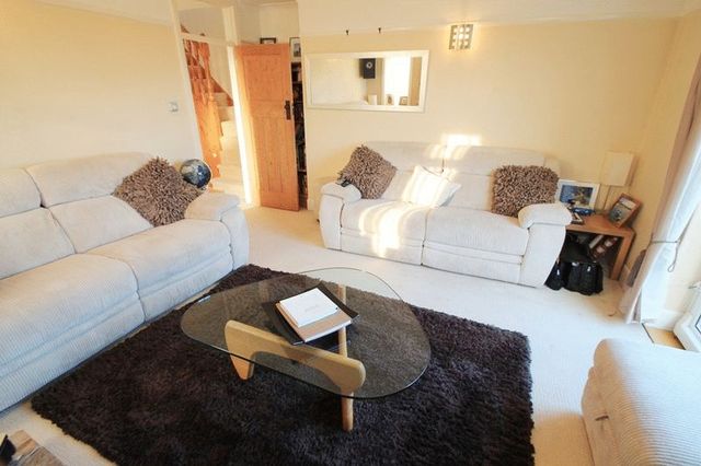  Image of 3 bedroom Detached house for sale in Chalvington Road Chandler