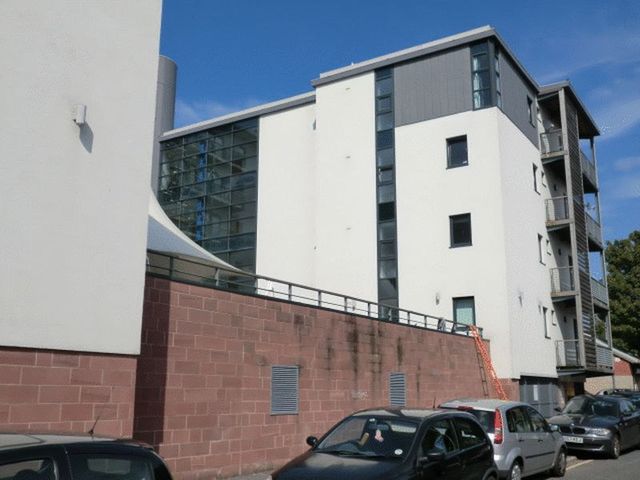  Image of 2 bedroom Flat to rent in Cornhill Liverpool L1 at 26 Corn-Hill City Centre Liverpool, L1 8DT