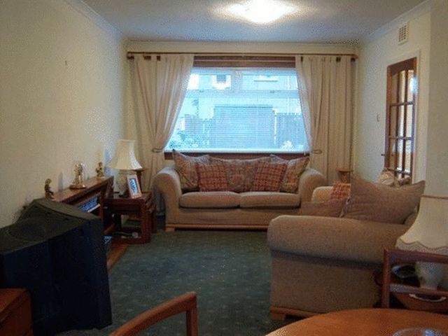 Image of 2 bedroom Terraced house to rent in Chapelhill Kirkcaldy KY2 at Chapelhill  Kirkcaldy, KY2 6PZ