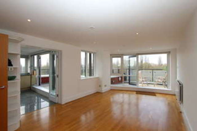  Image of 3 bedroom Flat for sale in Wadbrook Street Kingston upon Thames KT1 at Charter Quay Kingston Upon Thames Kingston upon Thames, KT1 1HS