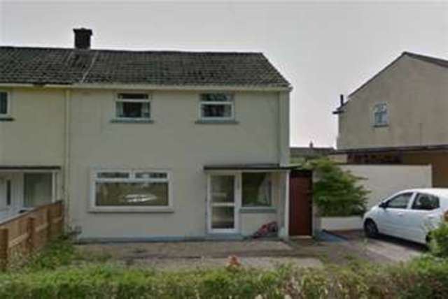  Image of 2 bedroom Terraced house to rent in Grenville Avenue Torquay TQ2 at Torquay, TQ2 6DW