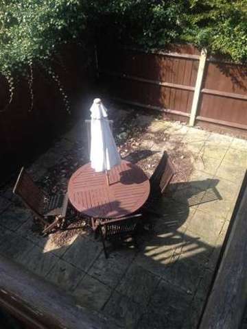  Image of 1 bedroom Apartment to rent in Chigwell Road Woodford Green IG8 at Woodford Bridge, IG8 8AL