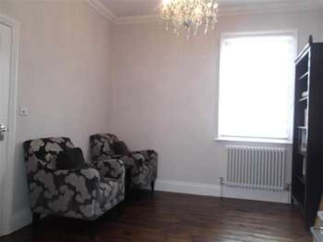  Image of 4 bedroom Semi-Detached house for sale in Chingford Avenue London E4 at Chingford London Chingford, E4 6RJ