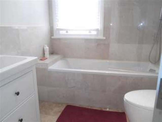  Image of 4 bedroom Semi-Detached house for sale in Chingford Avenue London E4 at Chingford London Chingford, E4 6RJ