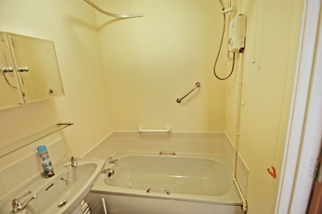  Image of 1 bedroom Retirement Property for sale in Chippenham Court Monmouth NP25 at Monmouth, NP25 3UZ