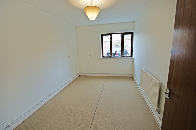  Image of 1 bedroom Retirement Property for sale in Chippenham Court Monmouth NP25 at Monmouth, NP25 3UZ