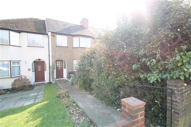  Image of 3 bedroom Terraced house for sale in Chipstead Valley Road Coulsdon CR5 at Coulsdon, CR5 3BQ