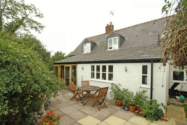  Image of 3 bedroom Semi-Detached house for sale in Church Lane Farndon Chester CH3 at Church Lane Farndon Chester, CH3 6QD