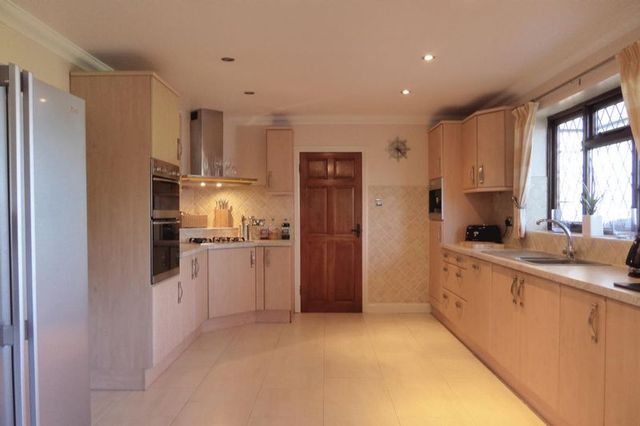  Image of 5 bedroom Detached house for sale in Church Road Emneth Wisbech PE14 at Church Road Emneth Wisbech, PE14 8AF