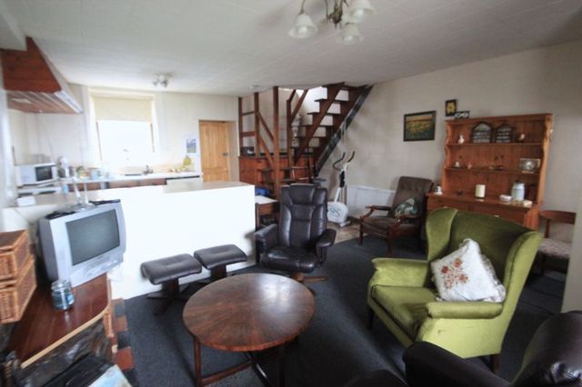  Image of 4 bedroom Terraced house for sale in Blue Bell Talysarn Caernarfon LL54 at Blue Bell  Caernarfon, LL54 6LG