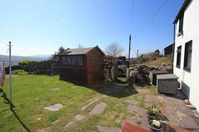  Image of 4 bedroom Terraced house for sale in Blue Bell Talysarn Caernarfon LL54 at Blue Bell  Caernarfon, LL54 6LG