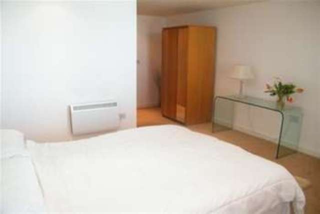  Image of 1 bedroom Flat to rent in Atlantic Wharf Cardiff CF10 at Cardiff, CF10 4HG