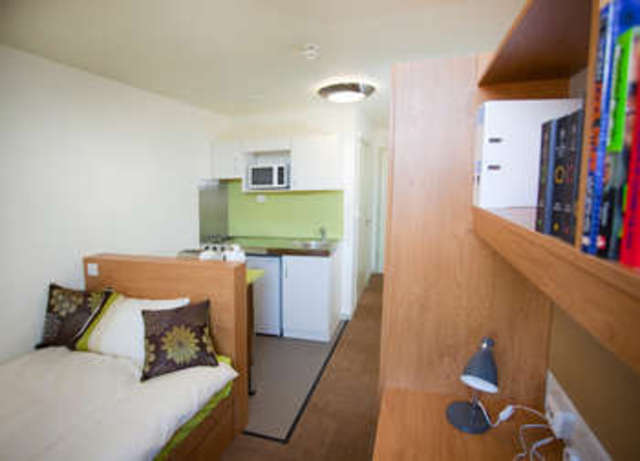  Image of Flat to rent in Clarence Street Kingston upon Thames KT1 at Kingston Upon Thames  Kingston upon Thames, KT1 1AN