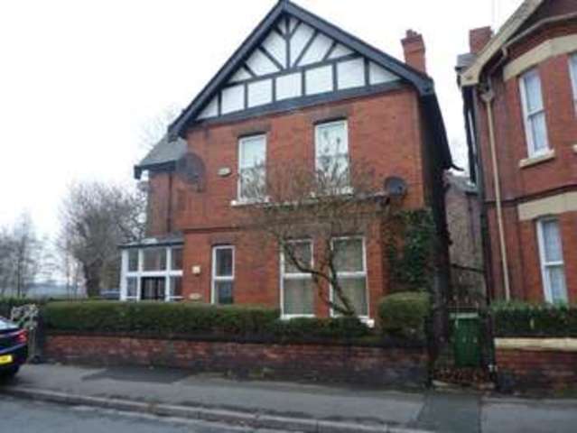  Image of 2 bedroom Apartment to rent in Clarendon Road Garston Liverpool L19 at Garston  Liverpool, L19 6PJ