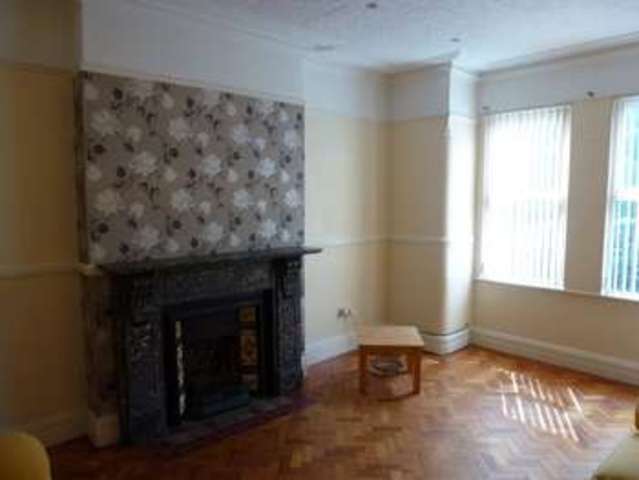  Image of 2 bedroom Apartment to rent in Clarendon Road Garston Liverpool L19 at Garston  Liverpool, L19 6PJ
