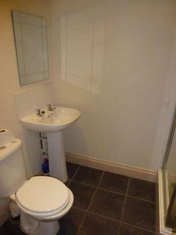  Image of 2 bedroom Apartment to rent in Clarendon Road Garston Liverpool L19 at Garston  Liverpool, L19 6PJ