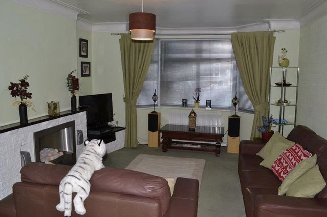  Image of 4 bedroom Semi-Detached house for sale in Claythorne Drive Gainsborough DN21 at Claythorne Drive  Gainsborough, DN21 1TZ