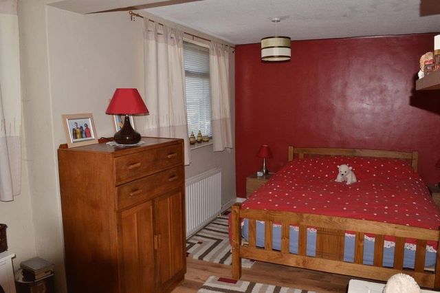  Image of 4 bedroom Semi-Detached house for sale in Claythorne Drive Gainsborough DN21 at Claythorne Drive  Gainsborough, DN21 1TZ